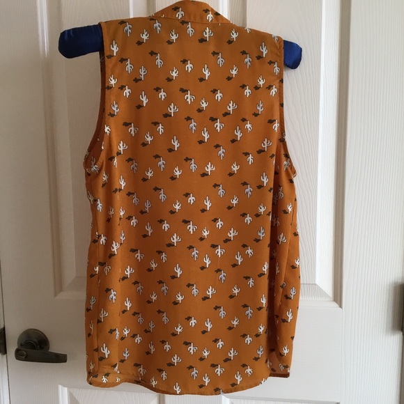 Love Fire sleeveless cactus print mustard color with neck tie - Picture 4 of 10